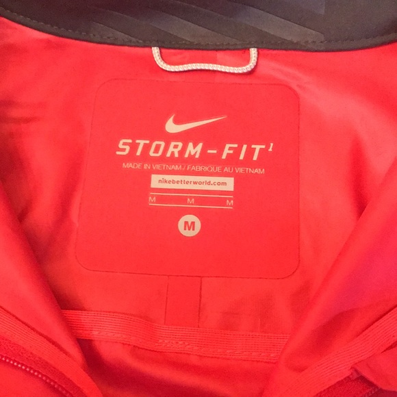 Nike pink stay dry light weight jacket - Picture 3 of 4